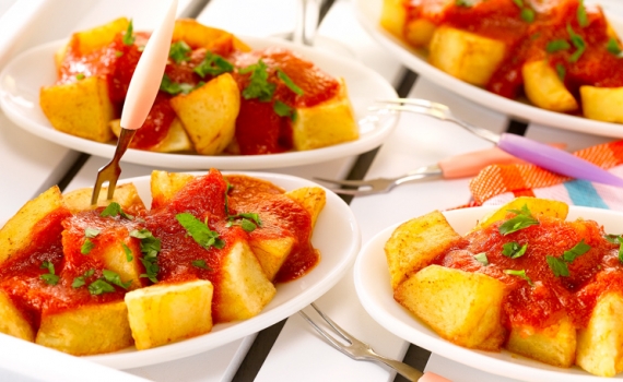 Patatas bravas
