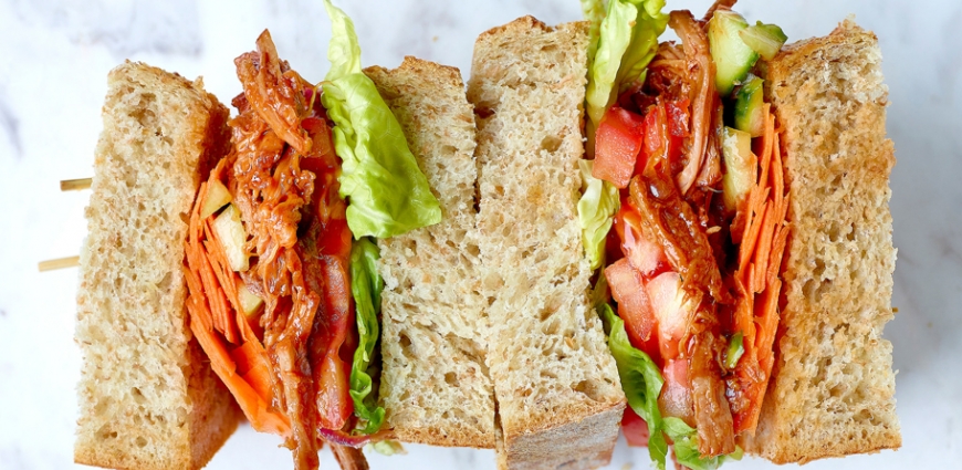 Sandwich au « pulled » sanglier