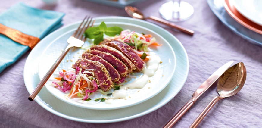 Angus beef façon tataki, salade croquante à la menthe