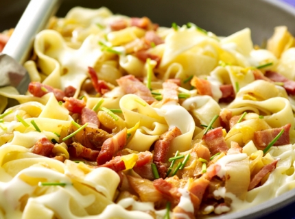 Fettuccine aux chicons et aux lardons