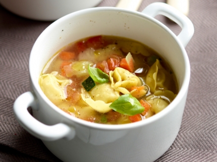 Soupe de légumes aux tortellinis