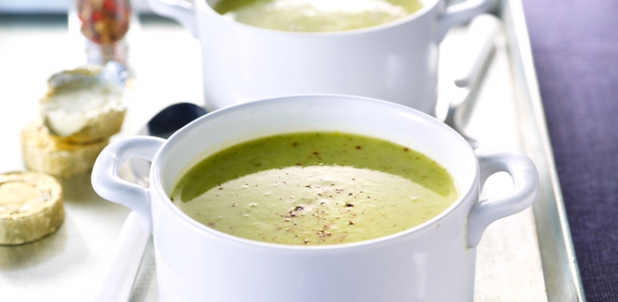 Velouté de courgettes au roquefort