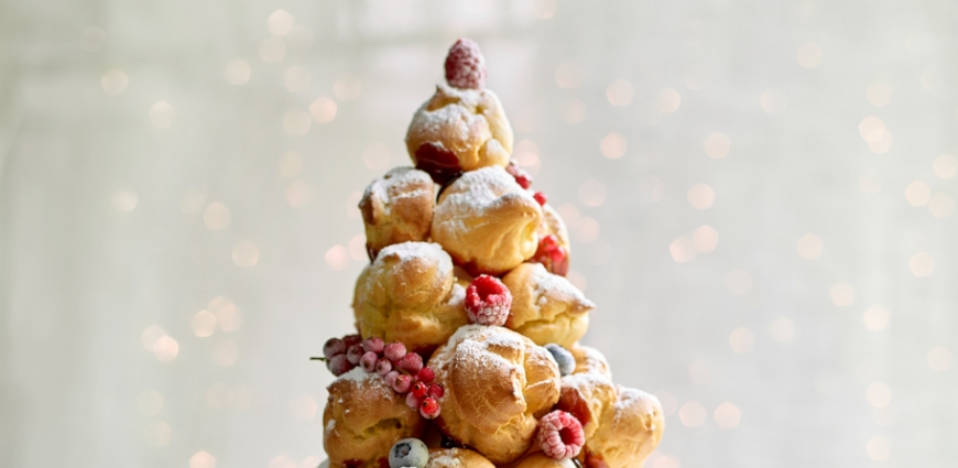 Croquembouche aux fruits rouges