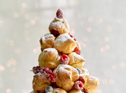 Croquembouche aux fruits rouges