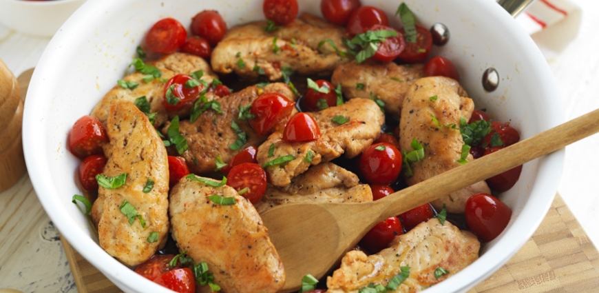 Aiguillettes de poulet sautées à la vinaigrette balsamique