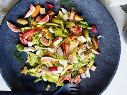Salade de luxe de 8 sortes de légumes et homard