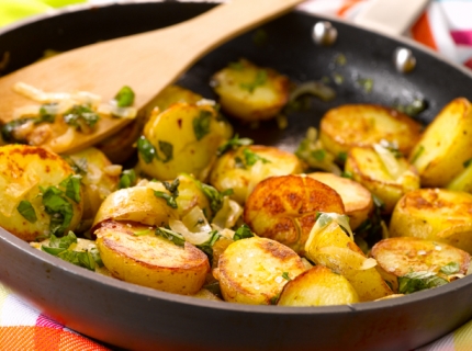 Pommes de terre sautées au basilic