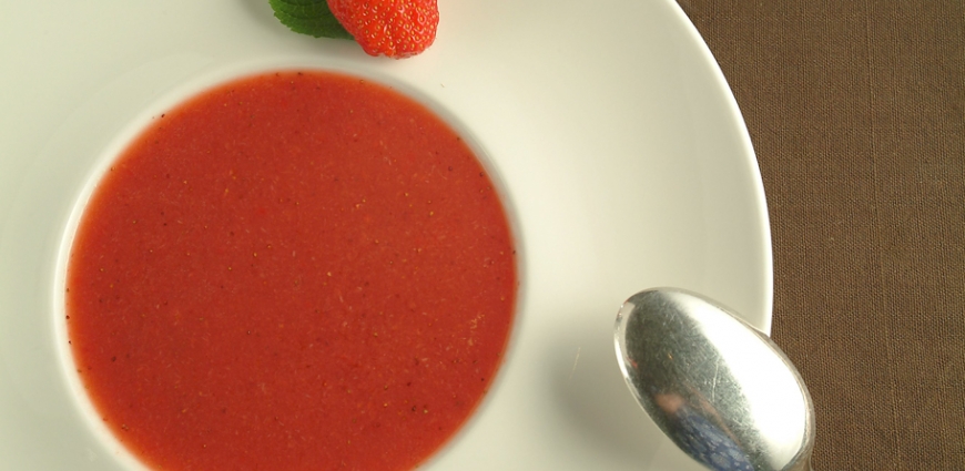 Soupe de fraises au sirop d'orgeat