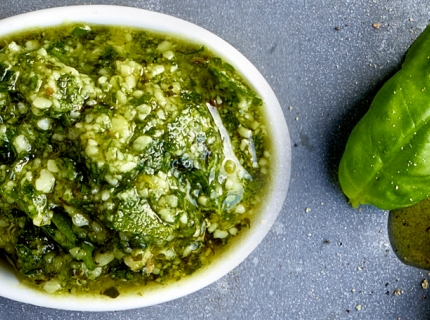 Pesto au basilic et à la coriandre