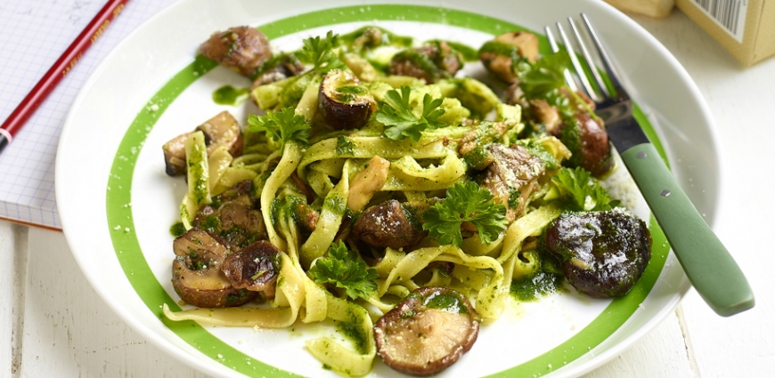 Pâtes aux champignons et huile de roquette