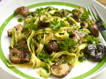 Pâtes aux champignons et huile de roquette