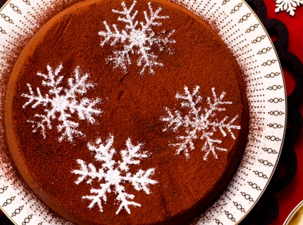 Fondant au chocolat et à l’Amaretto, chantilly au café