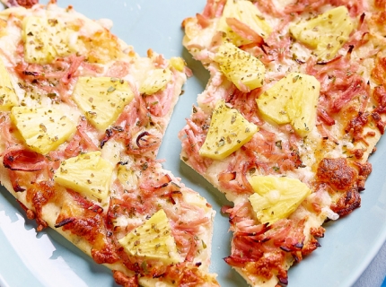 Pizza hawaï en forme de cœur