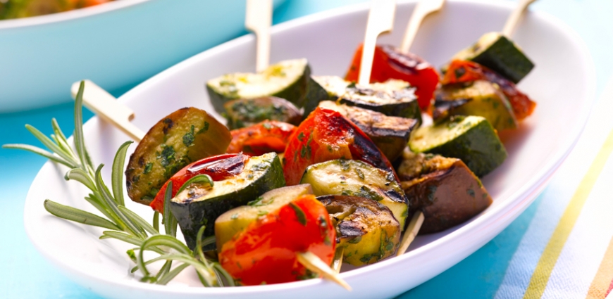 Brochettes de légumes aux herbes