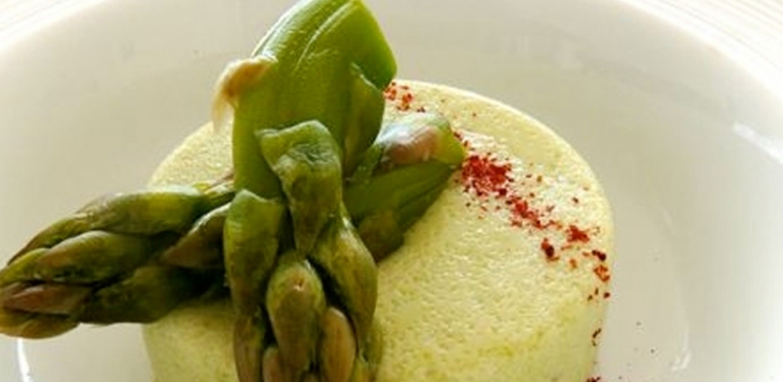 Bavarois d’asperges vertes au raifort