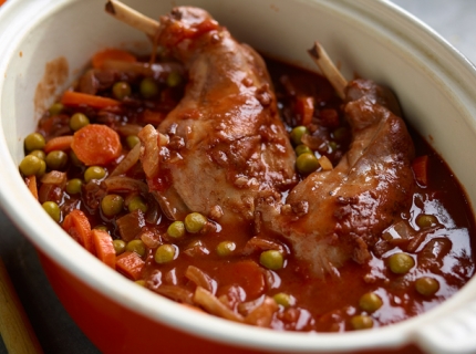 Cuisses de lapin au vin rouge