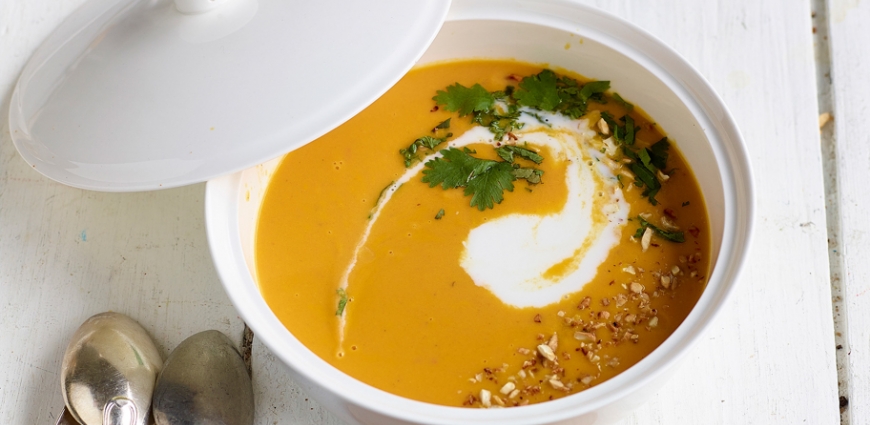 Soupe de carottes au gingembre et lait de coco