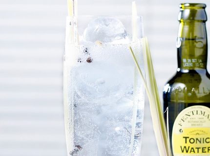 Bombay Sapphire East + Fentimans Tonic Water (Long drink)