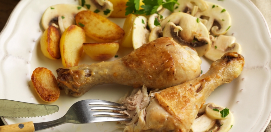 Poulet au vin blanc et salade de champignons