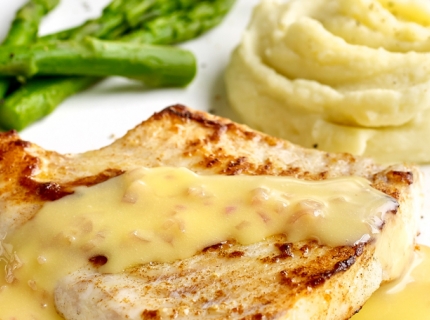 Filets de turbot rôtis, sauce beurre blanc