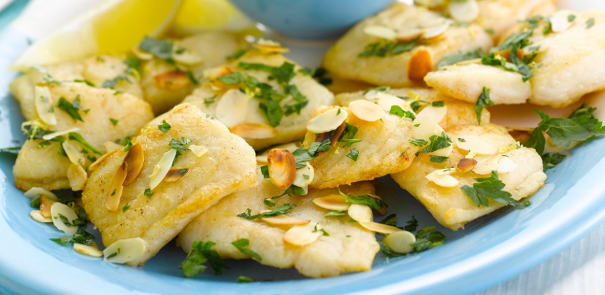 Pangasius poêlé et gremolata aux amandes