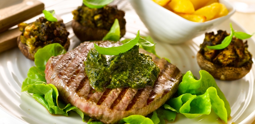 Steak aux champignons au pesto