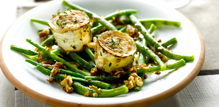 Salade chaude de haricots verts au chèvre