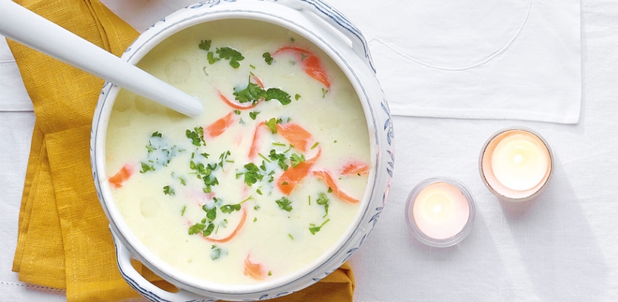 Soupe d'asperges au saumon fumé