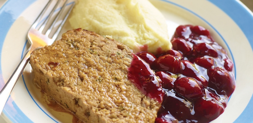 Pain de viande et purée de cerises