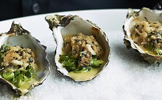 Huîtres gratinées, sauce champagne