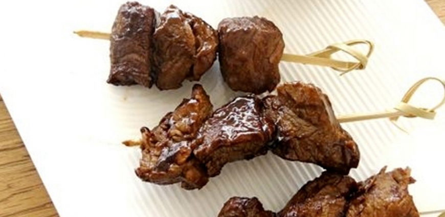 Brochettes de bœuf façon teriyaki et coleslow aux fruits de la passion