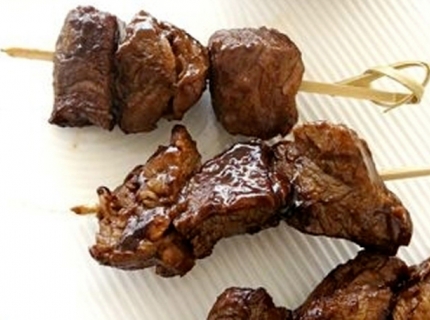 Brochettes de bœuf façon teriyaki et coleslow aux fruits de la passion