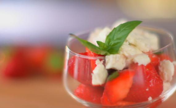 Salade de fraises à la feta