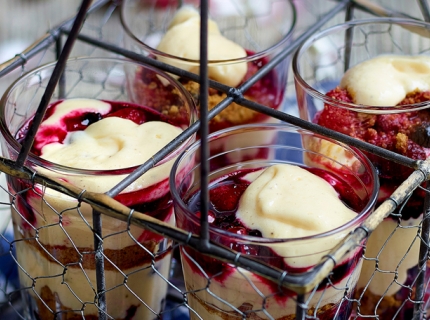 Trifle de fruits rouges, mascarpone et chocolat blanc