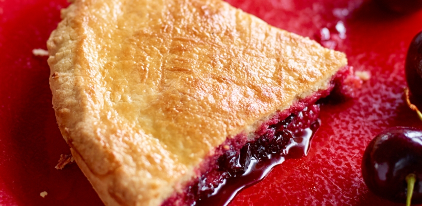 Gâteau basque à la confiture de cerises