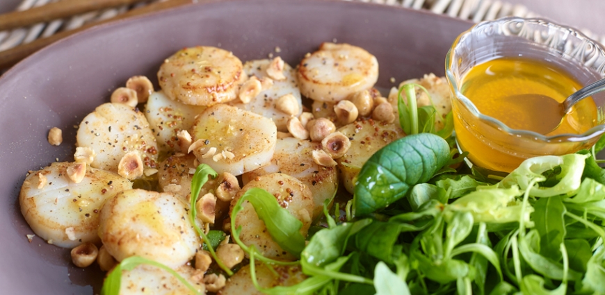 Salade de Saint-Jacques aux noisettes