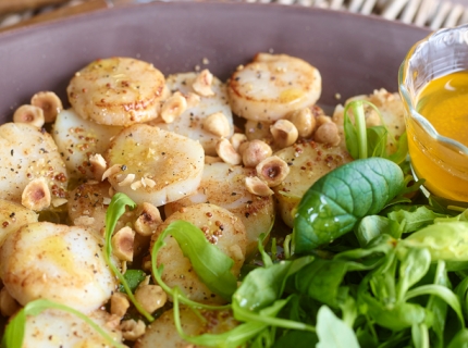 Salade de Saint-Jacques aux noisettes