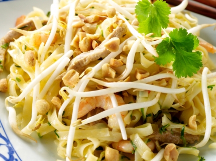 Phad thai (nouilles de riz sautées)