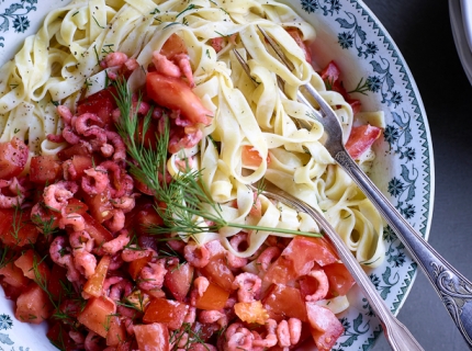 Tagliatelles en chaud-froid à la salsa de crevettes grises