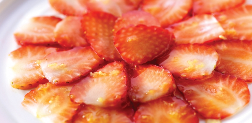 Carpaccio de fraises au gingembre