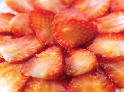 Carpaccio de fraises au gingembre
