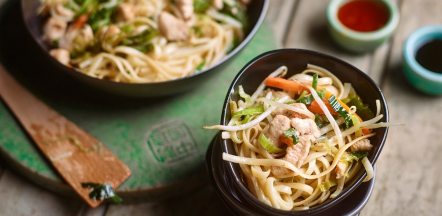 Chow mein au poulet