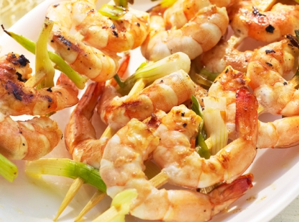 Brochettes de scampis marinés au citron vert