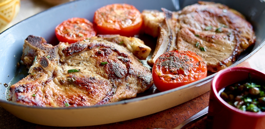 Côtes de veau aux anchois et câpres