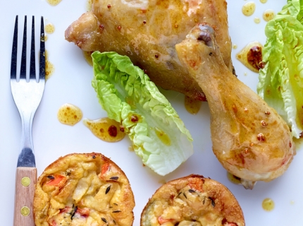 Cuisses de poulet rôti et petits flans de légumes