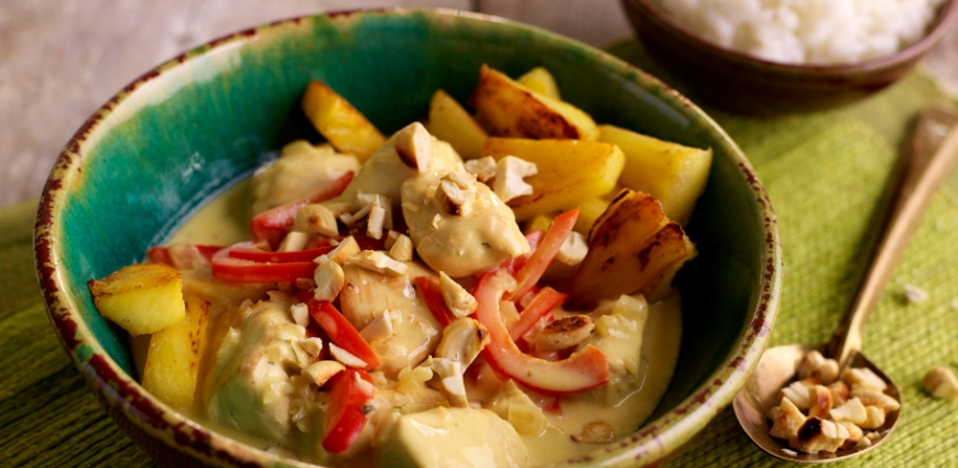 Curry de poulet à l’ananas et aux noix de cajou