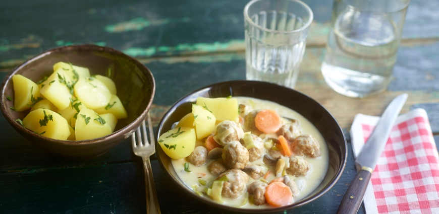 Blanquette de boulettes aux petits légumes