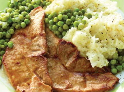 Escalopes de porc, purée de chou-fleur et petits pois