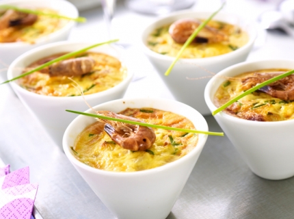 Petits flans de chicons aux crevettes grises