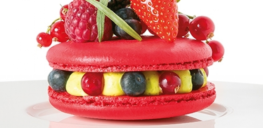 Macaron XXL aux fruits rouges